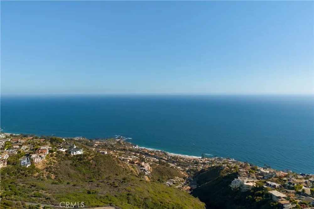 928 Quivera Street Laguna Beach, CA 92651