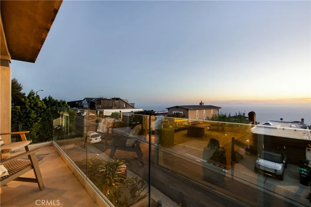 928 Quivera Street Laguna Beach, CA 92651