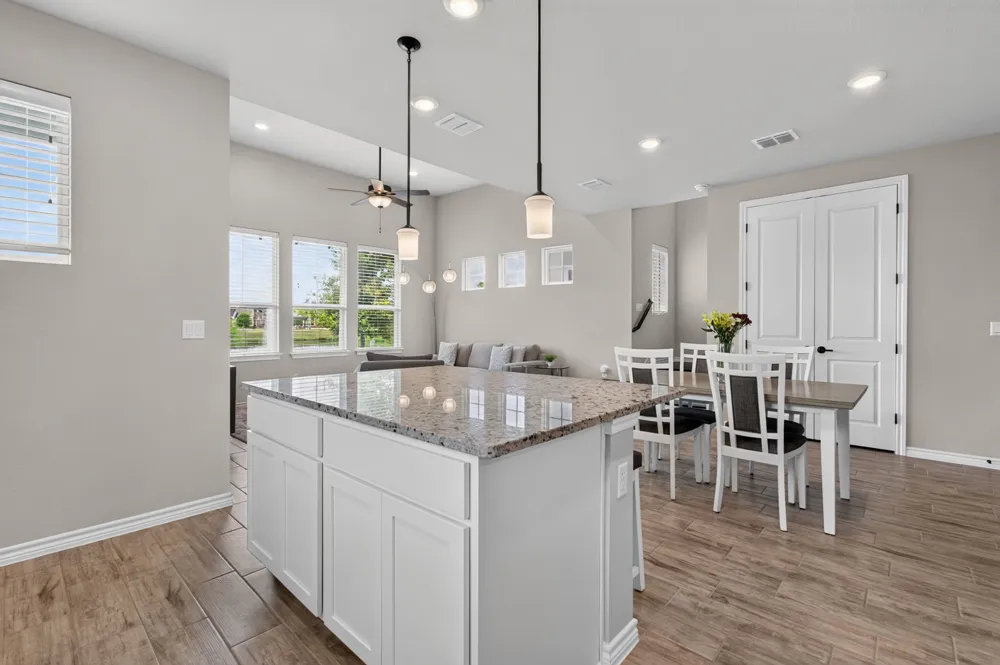 105 Harborside Drive #101 San Marcos, TX 78666