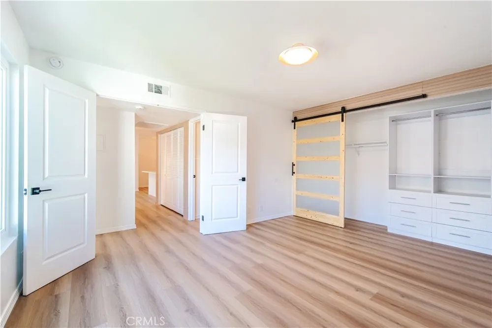 21951 Rimhurst Drive #202 Lake Forest, CA 92630