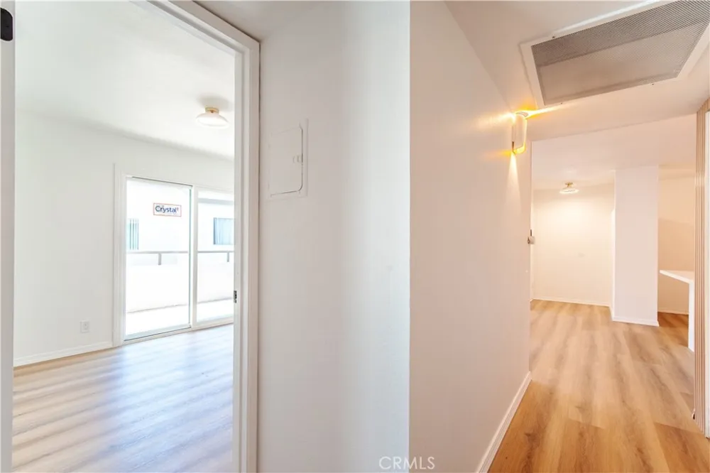 21951 Rimhurst Drive #202 Lake Forest, CA 92630