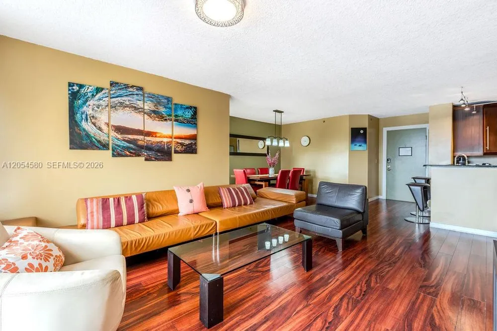 19999 E Country Club Dr #1302 Aventura, FL 33180