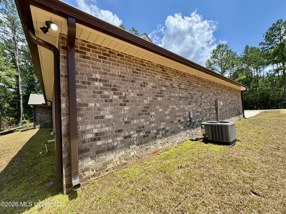 721 Anchor Lake Road Carriere, MS 39426