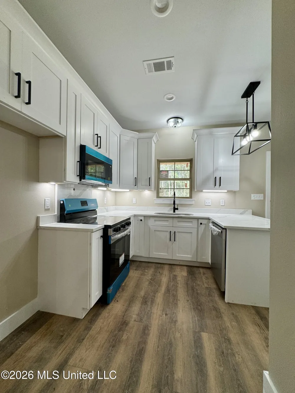 721 Anchor Lake Road Carriere, MS 39426