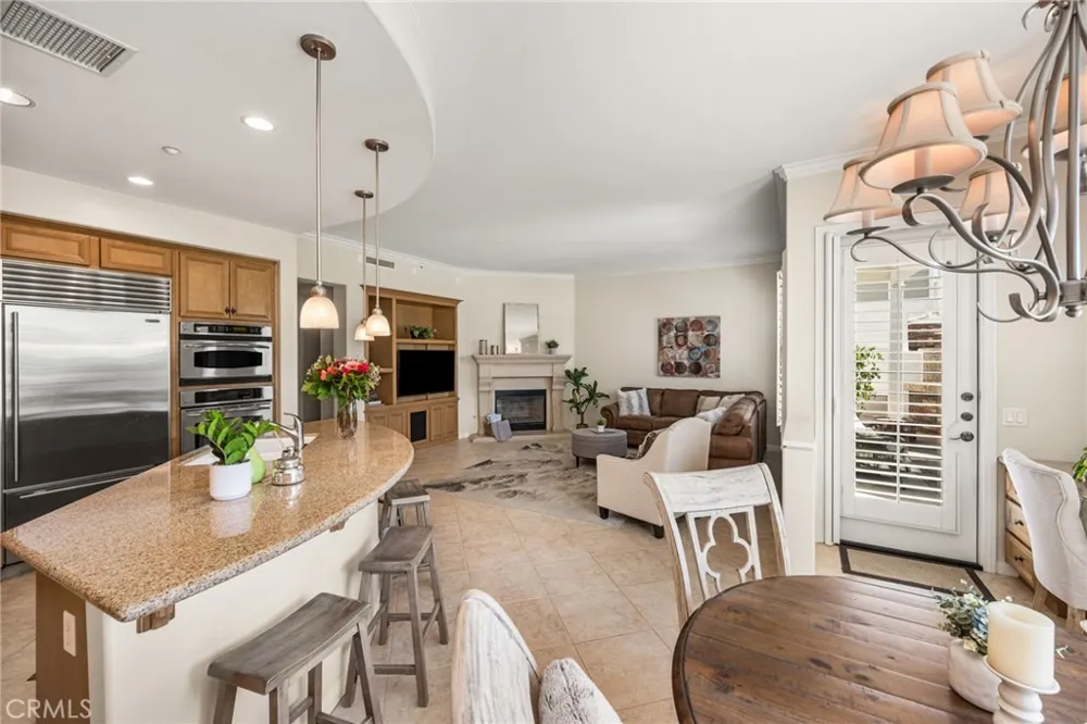 4001 Balmoral Yorba Linda, CA 92886
