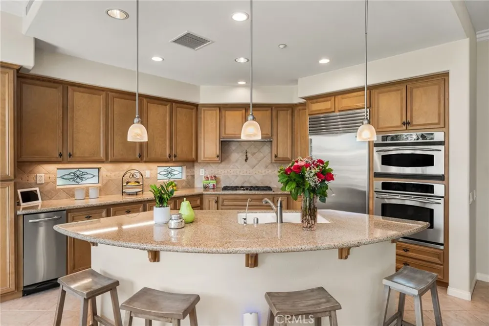 4001 Balmoral Yorba Linda, CA 92886