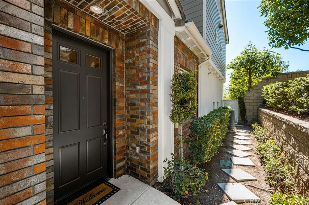 4001 Balmoral Yorba Linda, CA 92886