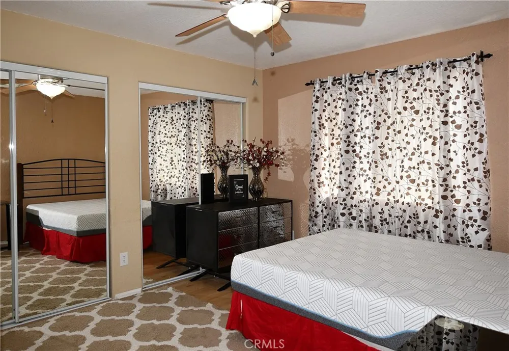 68295 Modalo Cathedral City, CA 92234