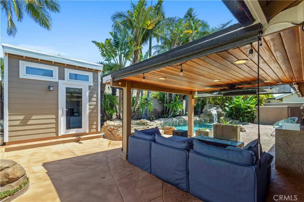 9111 Ellsworth Huntington Beach, CA 92646