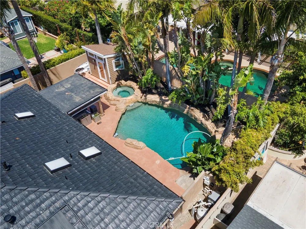9111 Ellsworth Huntington Beach, CA 92646