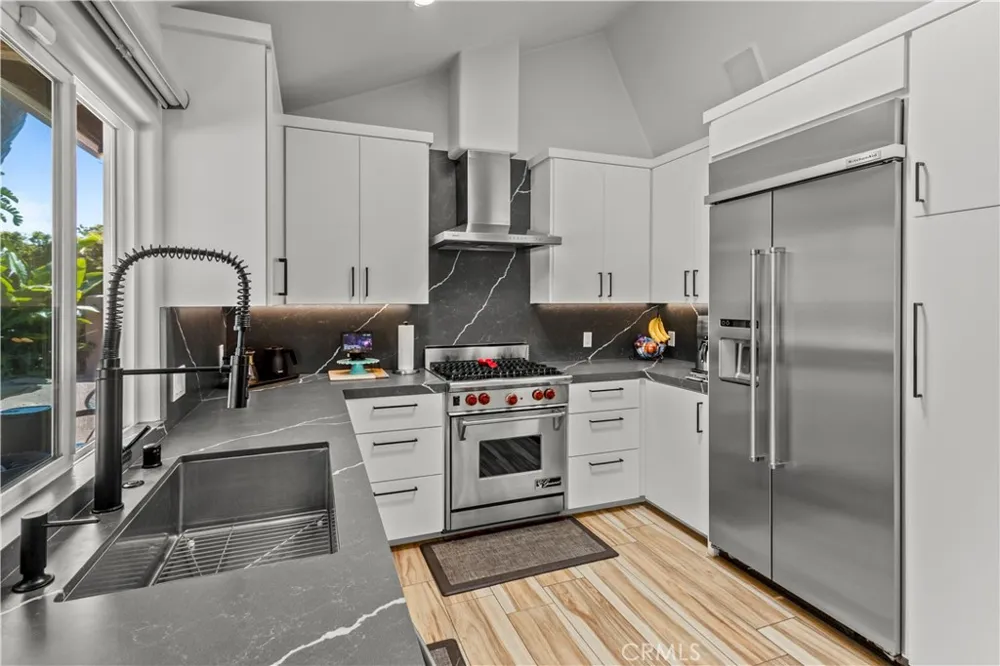 9111 Ellsworth Huntington Beach, CA 92646