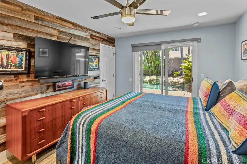 9111 Ellsworth Huntington Beach, CA 92646