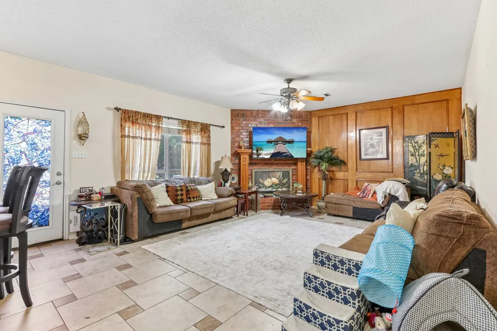 331 Linhurst Drive Murphy, TX 75094