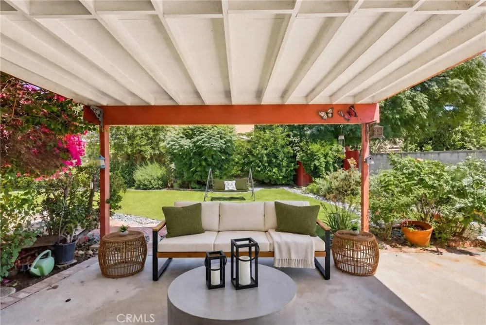 7508 Paso Robles Avenue Lake Balboa, CA 91406