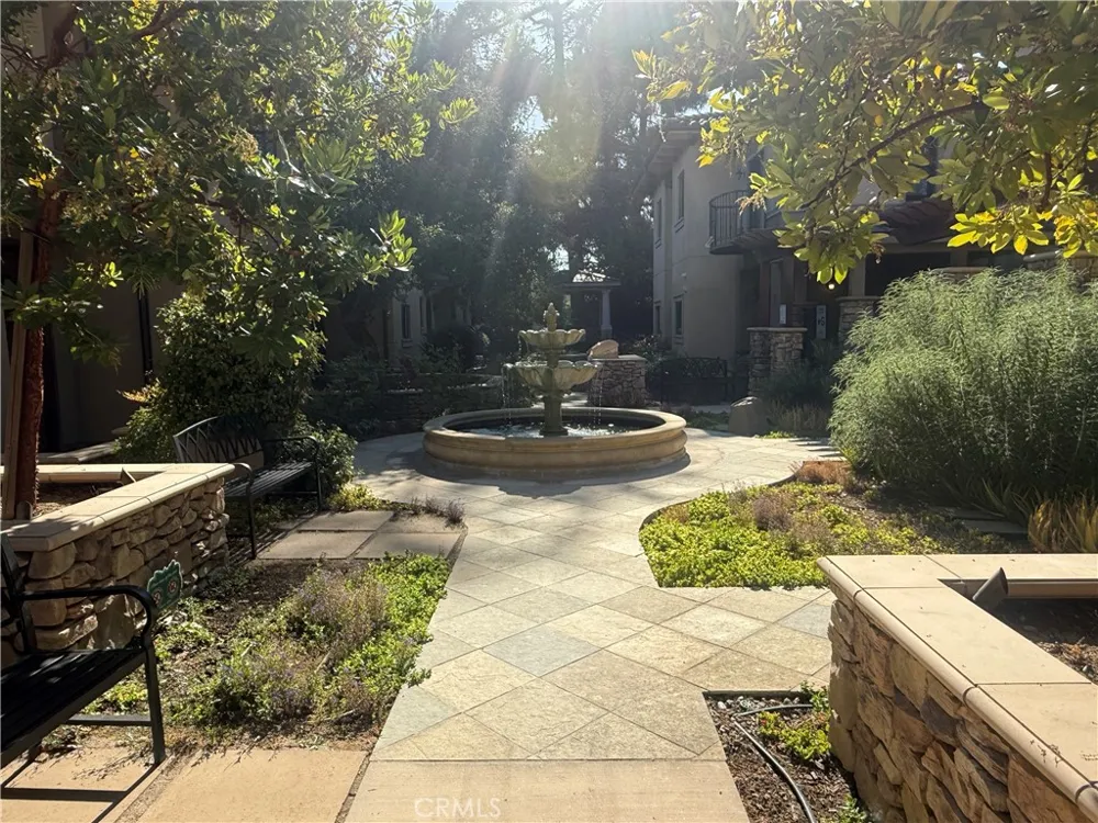 158 S Sierra Madre Pasadena, CA 91107