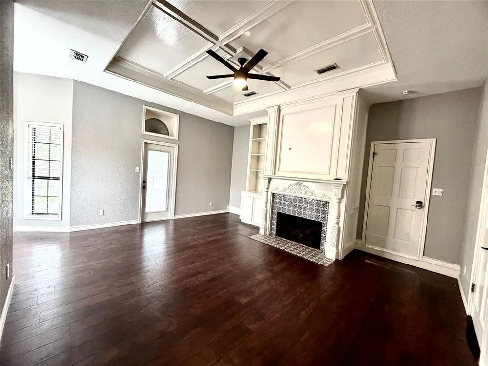 4517 River Park Drive Corpus Christi, TX 78410