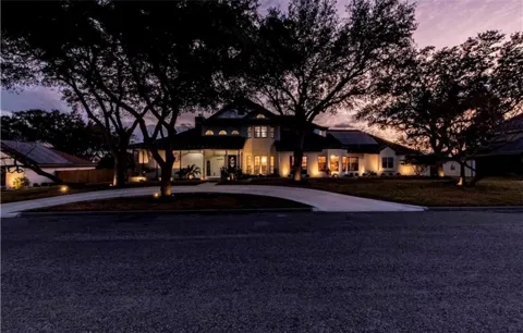4517 River Park Drive