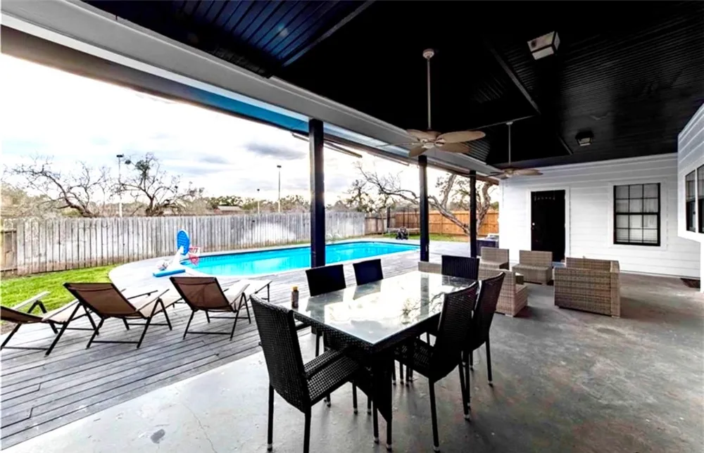 4517 River Park Drive Corpus Christi, TX 78410