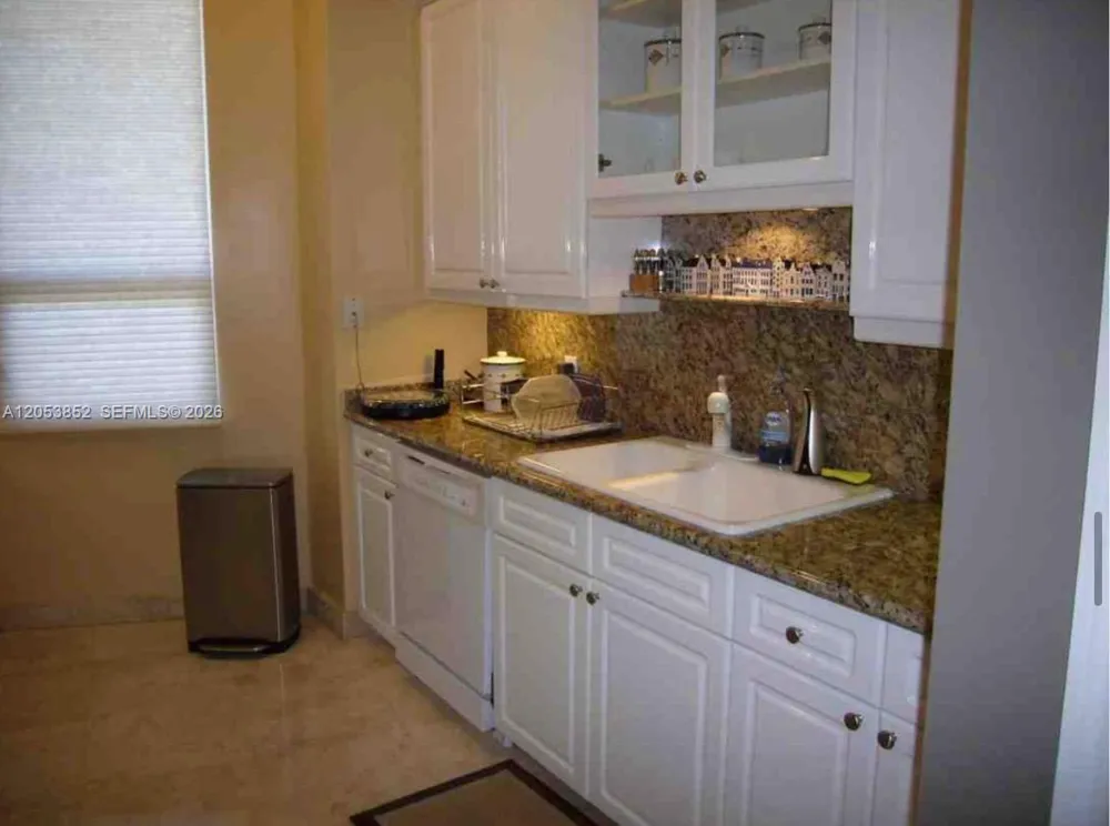 808 Brickell Key Dr #606 Miami, FL 33131
