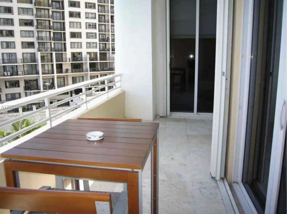 808 Brickell Key Dr #606 Miami, FL 33131