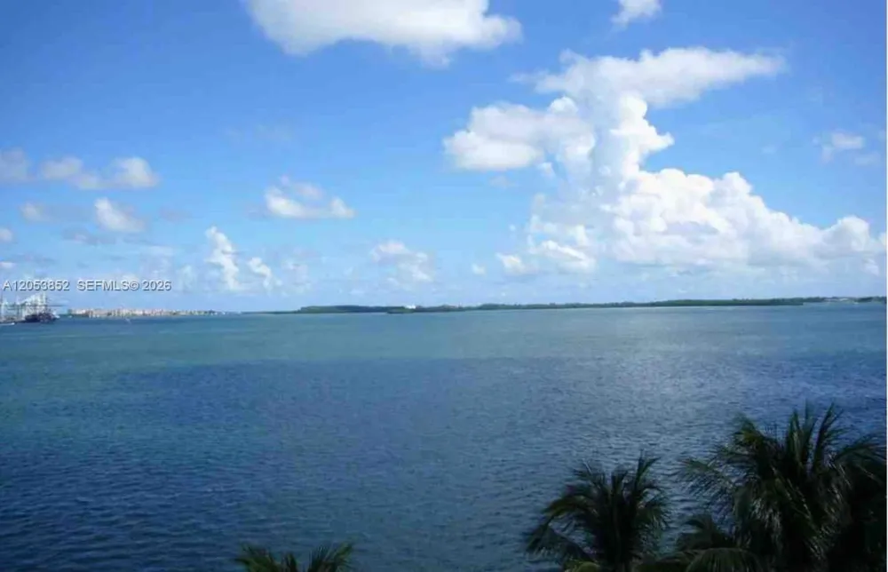 808 Brickell Key Dr #606 Miami, FL 33131