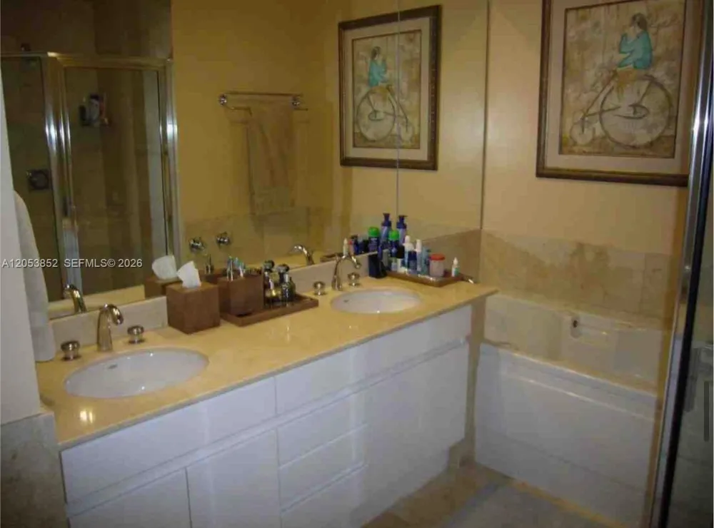 808 Brickell Key Dr #606 Miami, FL 33131