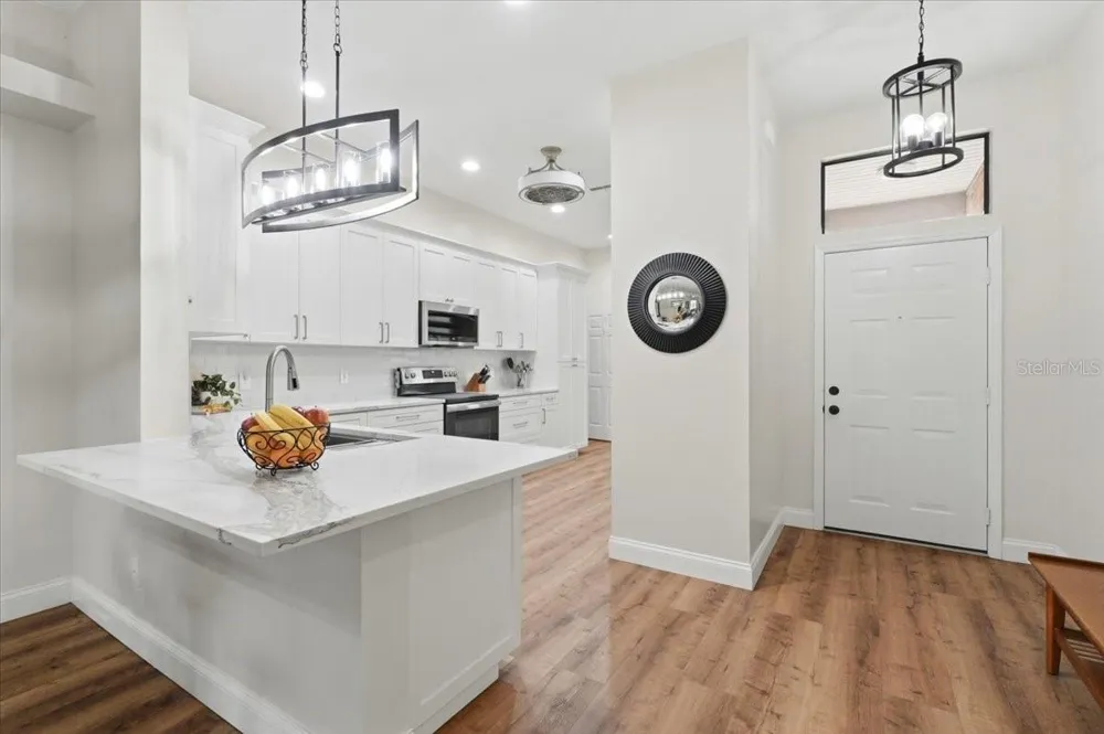 730 MARTINIQUE CIRCLE Lakeland, FL 33803