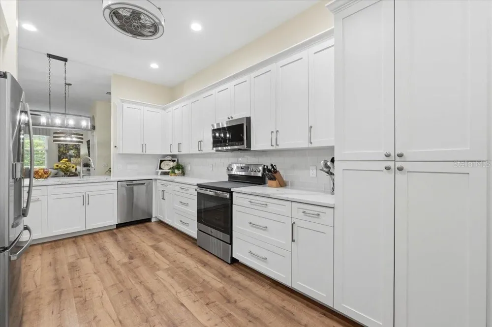 730 MARTINIQUE CIRCLE Lakeland, FL 33803
