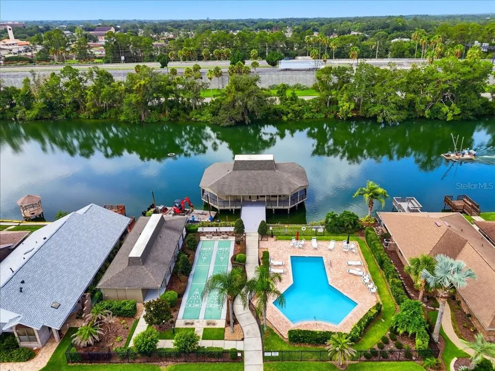 730 MARTINIQUE CIRCLE Lakeland, FL 33803
