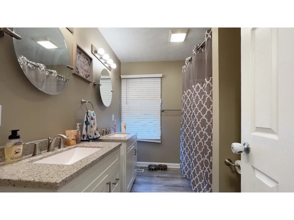 11 Sunset Manor Mooresville, IN 46158