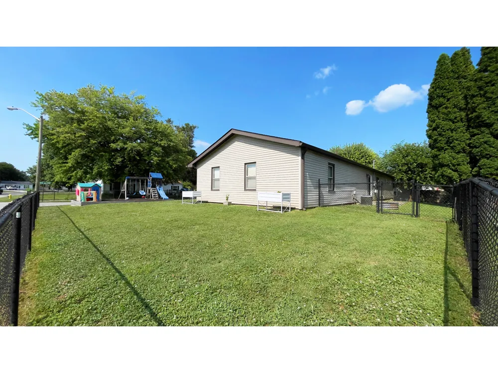 11 Sunset Manor Mooresville, IN 46158