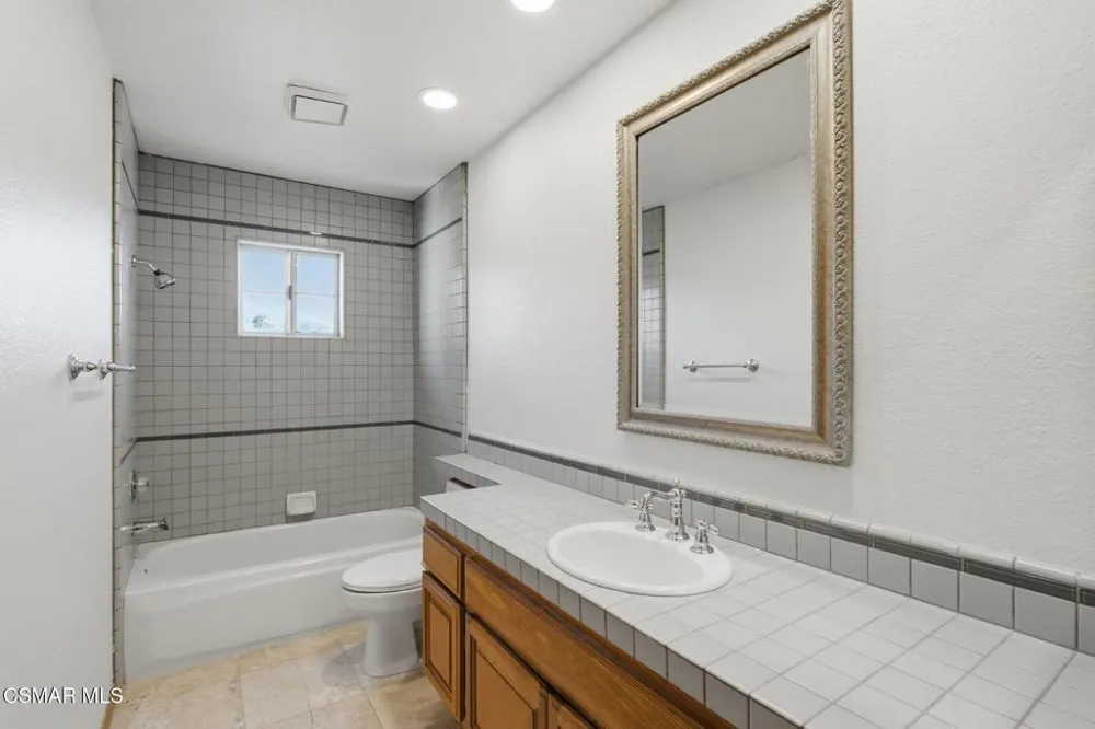 15711 Condor Ridge Road Canyon Country, CA 91387