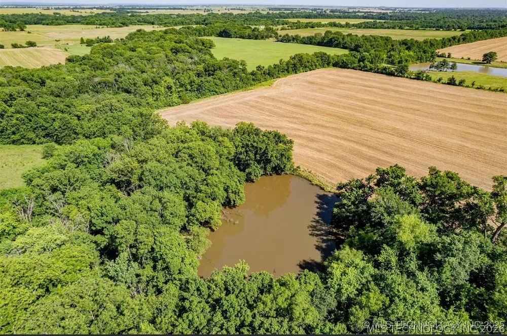 4220 ROAD Inola, OK 74036