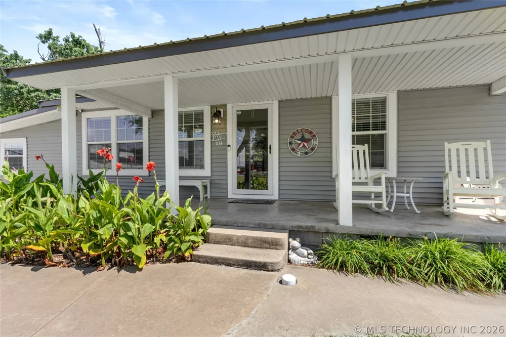 103 E Elm Avenue Eufaula, OK 74432