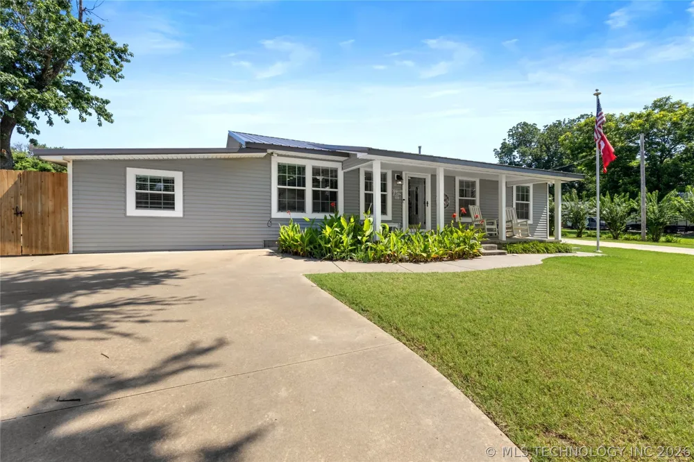 103 E Elm Avenue Eufaula, OK 74432