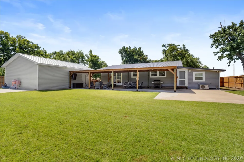 103 E Elm Avenue Eufaula, OK 74432