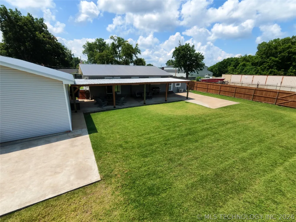 103 E Elm Avenue Eufaula, OK 74432