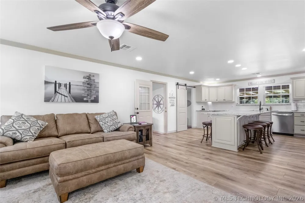 103 E Elm Avenue Eufaula, OK 74432