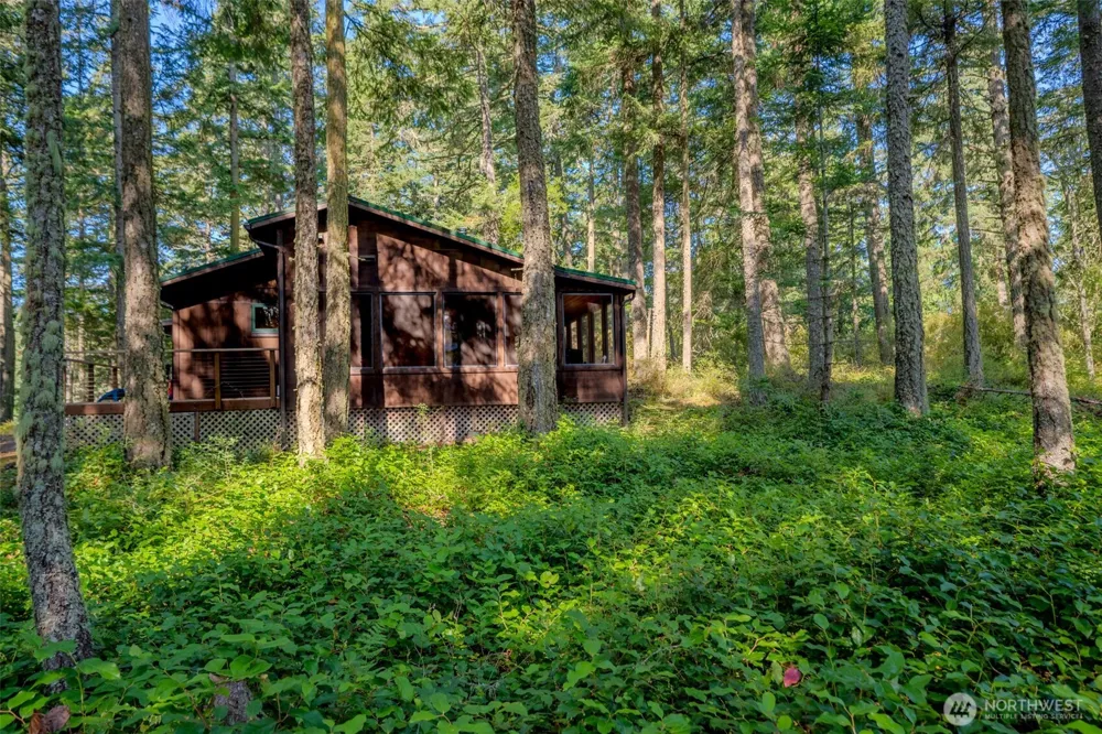 37 Silvermoon Lane Orcas Island, WA 98280