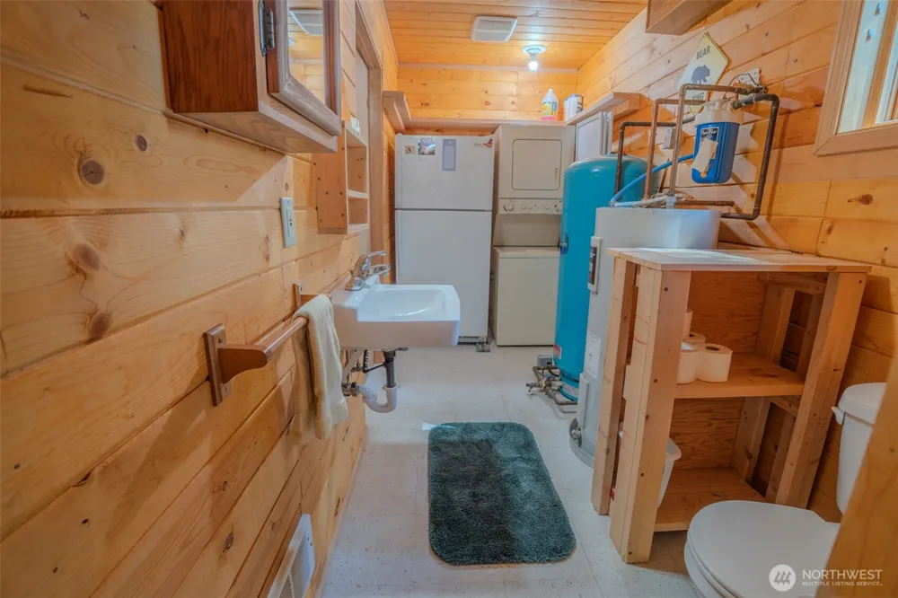 37 Silvermoon Lane Orcas Island, WA 98280