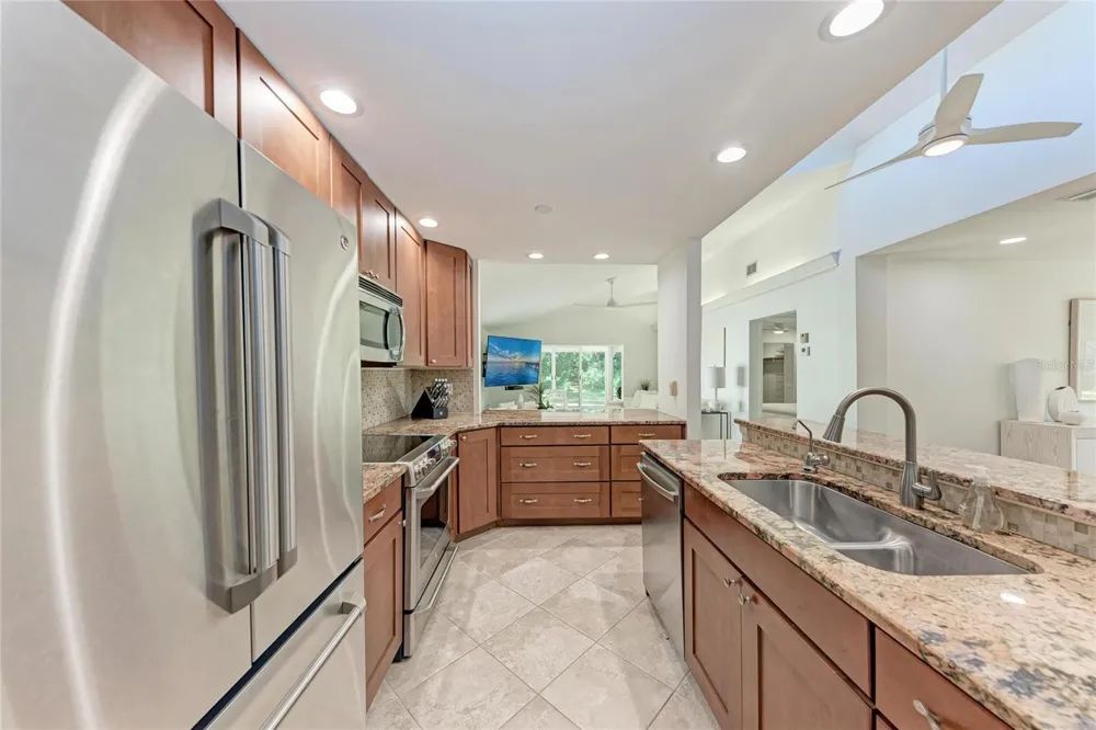 6416 WOOD OWL CIRCLE Bradenton, FL 34210