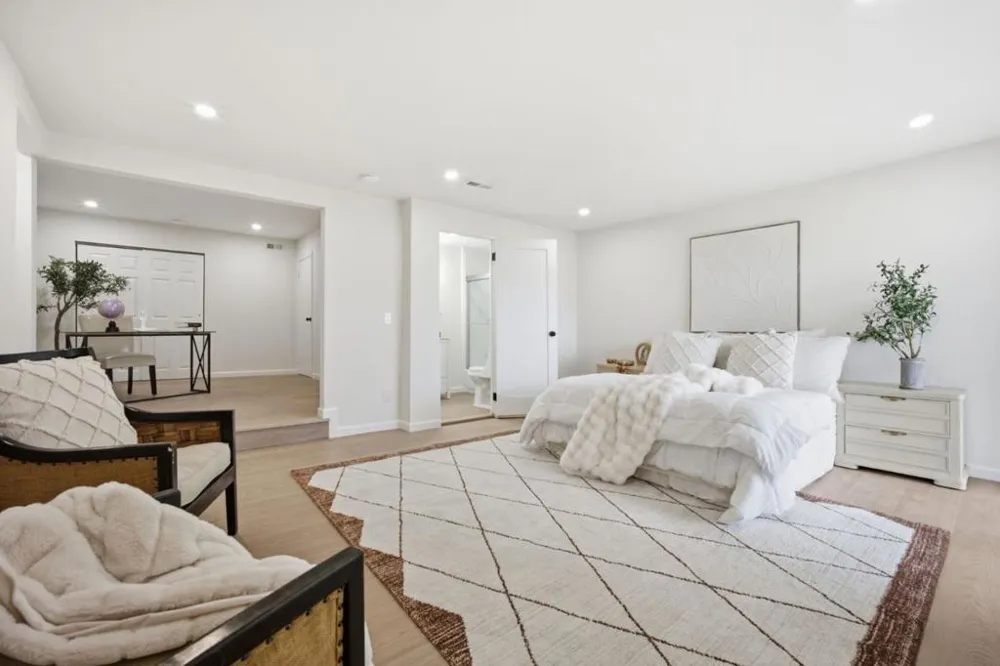 518 Athens Street San Francisco, CA 94112