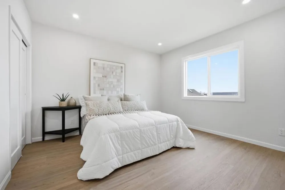 518 Athens Street San Francisco, CA 94112