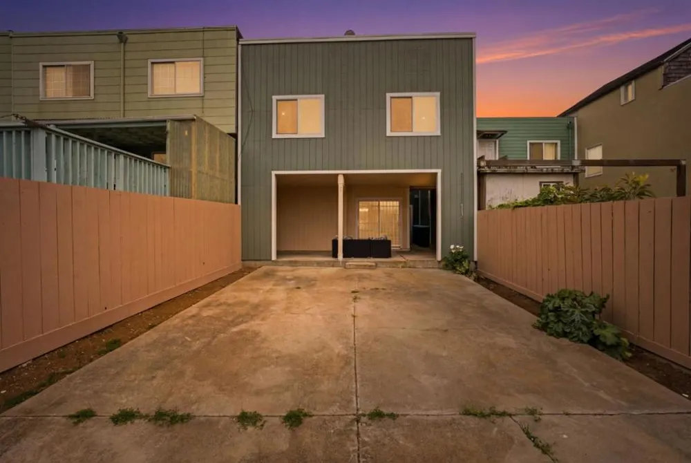 518 Athens Street San Francisco, CA 94112