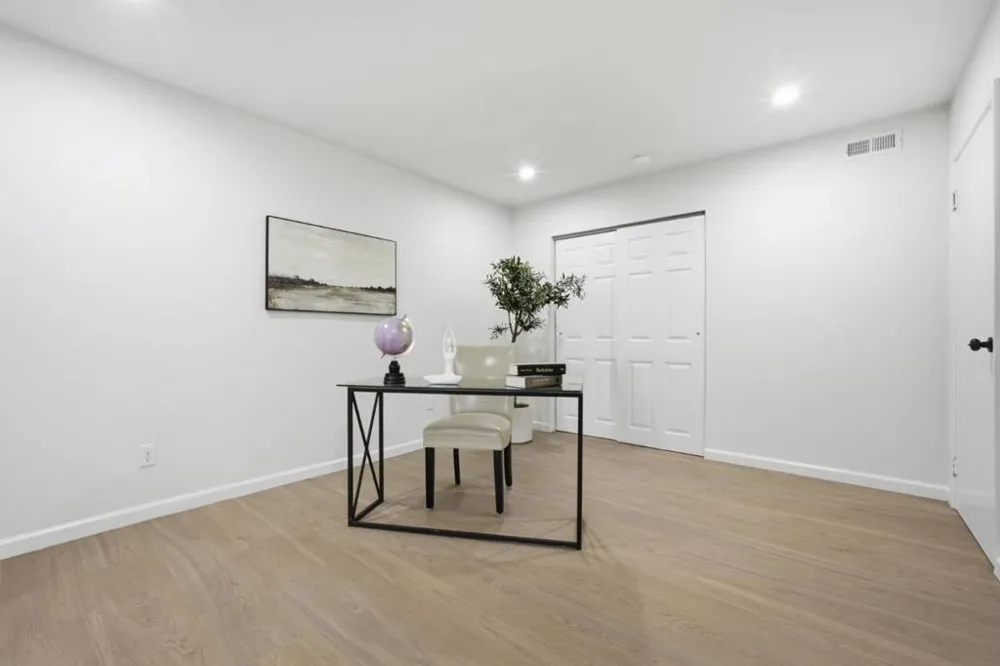 518 Athens Street San Francisco, CA 94112