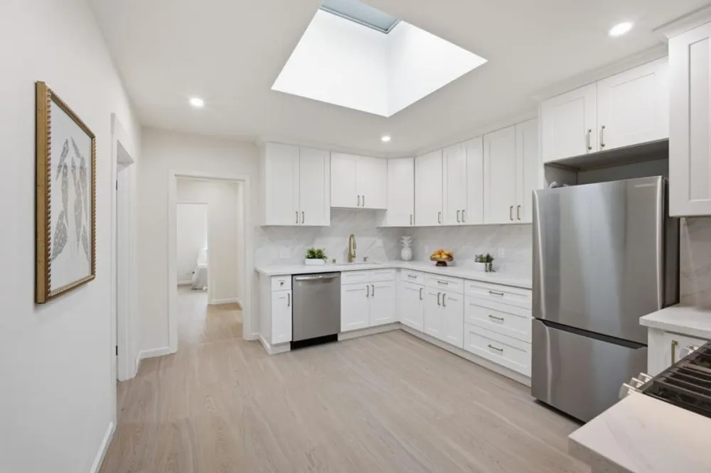 518 Athens Street San Francisco, CA 94112