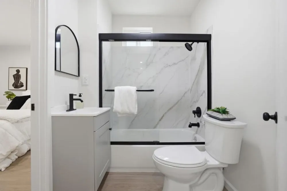 518 Athens Street San Francisco, CA 94112