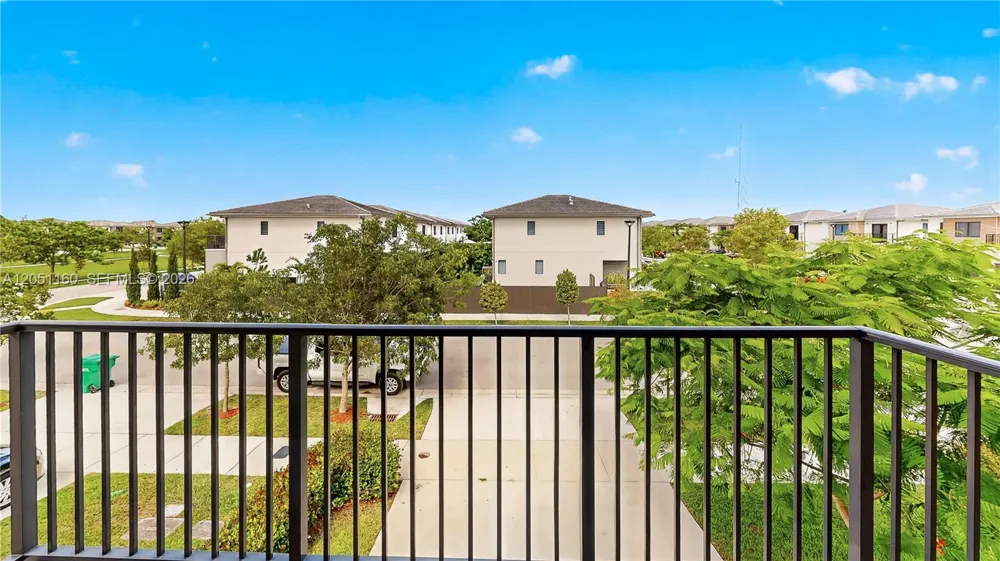 205 NW 12th Ct Florida City, FL 33034