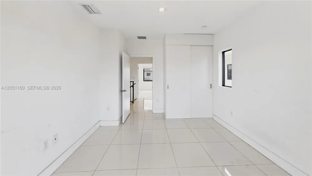 205 NW 12th Ct Florida City, FL 33034