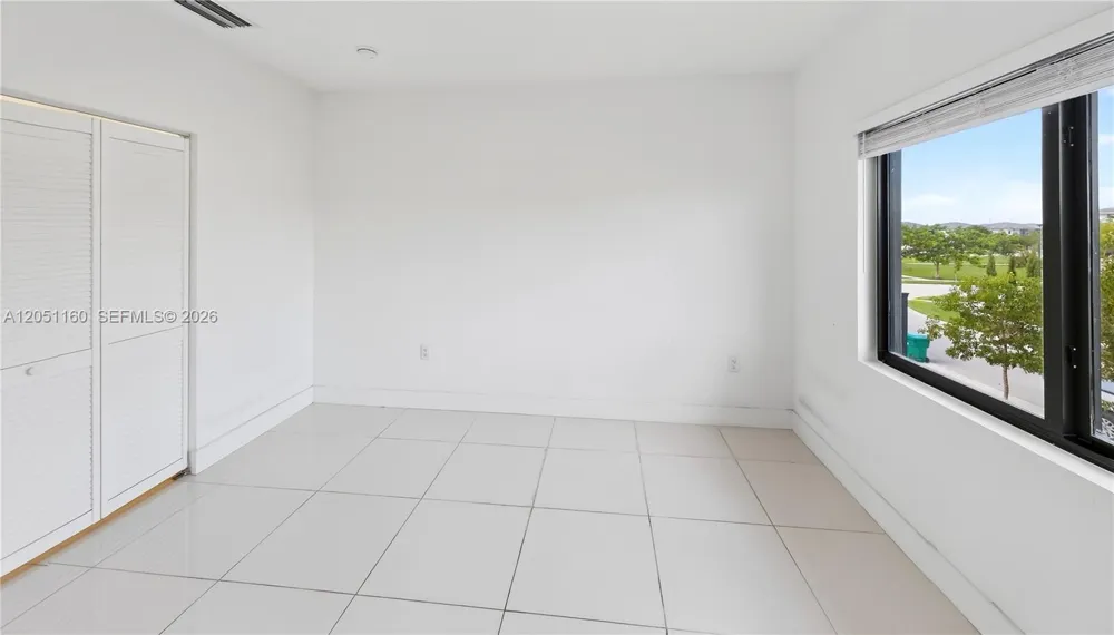 205 NW 12th Ct Florida City, FL 33034